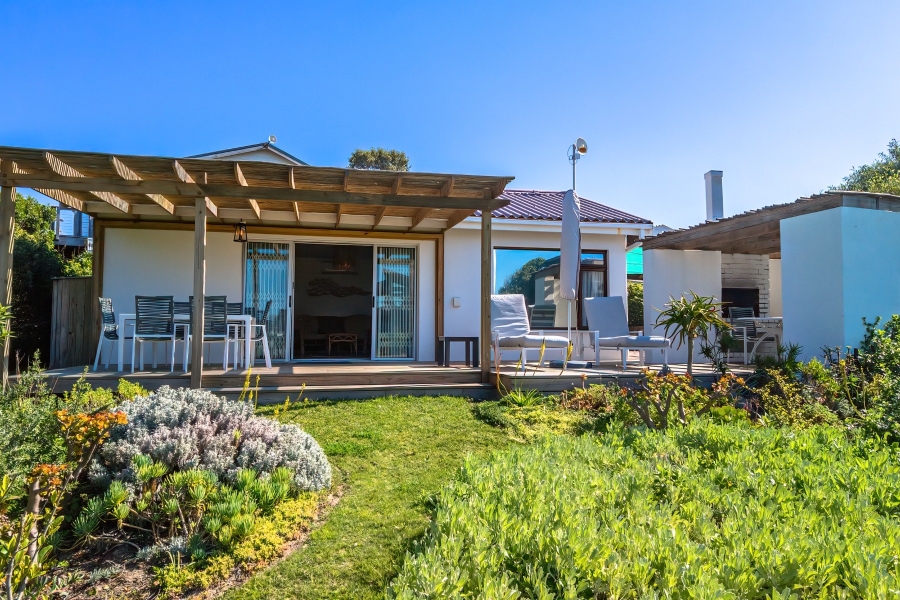 2 Bedroom Property for Sale in Keurboomstrand Western Cape
